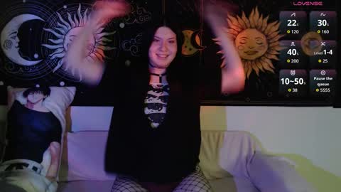 Vella online show from February 4, 2:01 pm