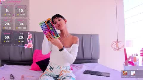 Isabella online show from February 28, 2:29 pm