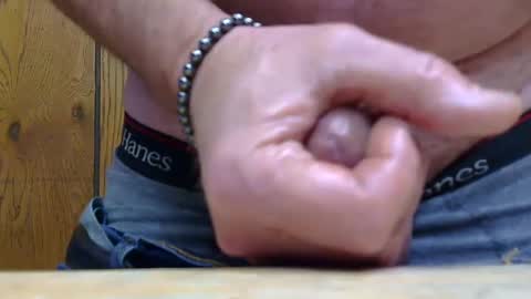 Snapshot of ijerkcum4u chatting on March 10, 4:35 pm hard4u online show from March 10, 4:35 pm