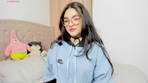 Snapshot of iki_mei chatting on February 26, 1:41 pm Maria online show from February 26, 1:41 pm