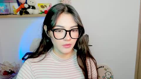 Snapshot of iki_mei chatting on February 23, 10:18 pm Maria online show from February 23, 10:18 pm
