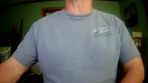 Snapshot of il_undercover chatting on May 25, 10:43 am il_undercover online show from May 25, 10:43 am