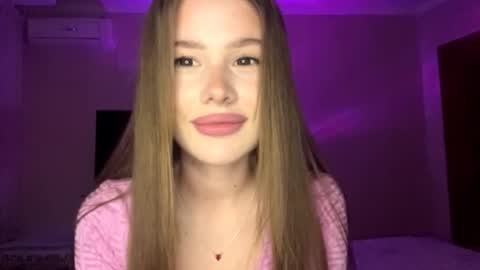 Snapshot of ilabruley chatting on October 18, 8:20 pm Asya online show from October 18, 8:20 pm