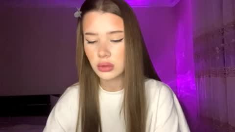 Snapshot of ilabruley chatting on October 19, 5:13 pm Asya online show from October 19, 5:13 pm