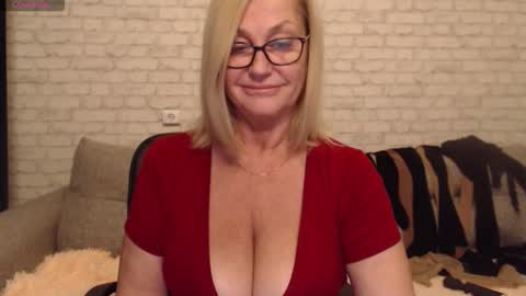 IlariaCetoi online show from September 15, 9:26 pm