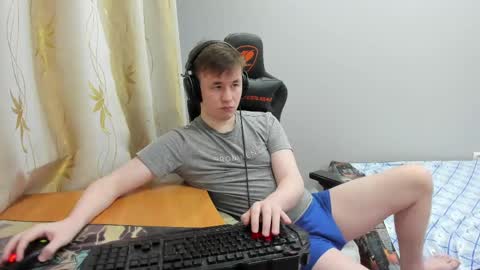 Snapshot of iliaskrislove chatting on May 1, 11:31 pm iliaskris online show from May 1, 11:31 pm