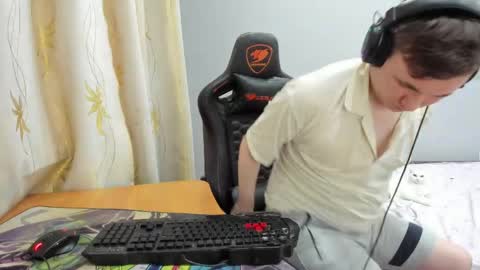 Snapshot of iliaskrislove chatting on May 11, 4:04 pm iliaskris online show from May 11, 4:04 pm