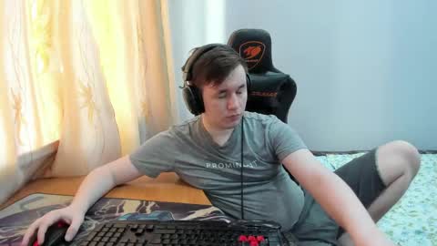 Snapshot of iliaskrislove chatting on June 1, 2:46 am iliaskris online show from June 1, 2:46 am