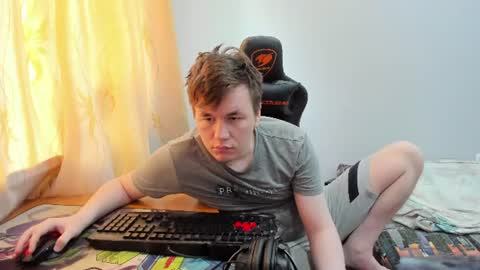 Snapshot of iliaskrislove chatting on June 17, 8:39 am iliaskris online show from June 17, 8:39 am