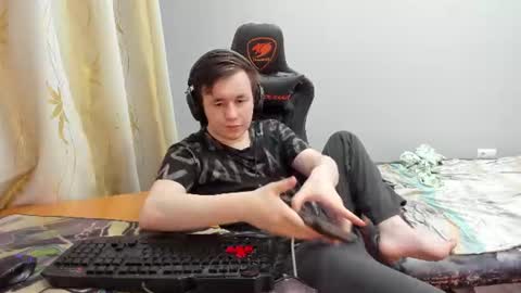 Snapshot of iliaskrislove chatting on July 1, 7:02 pm iliaskris online show from July 1, 7:02 pm