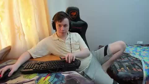 Snapshot of iliaskrislove chatting on July 16, 6:19 am iliaskris online show from July 16, 6:19 am
