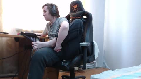 lord online show from March 21, 7:46 am