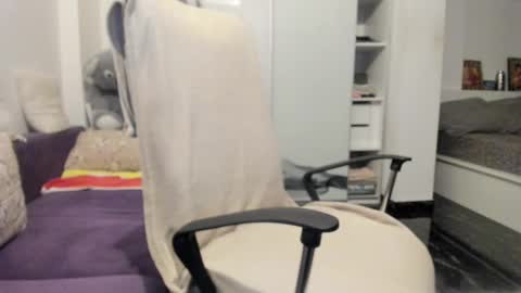 Bamby online show from October 31, 5:47 pm