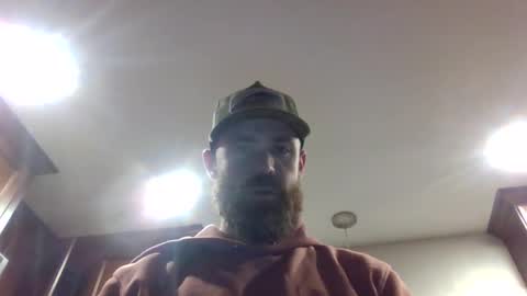 Snapshot of ilikeyou5847 chatting on March 6, 1:37 am ilikeyou5847 online show from March 6, 1:37 am