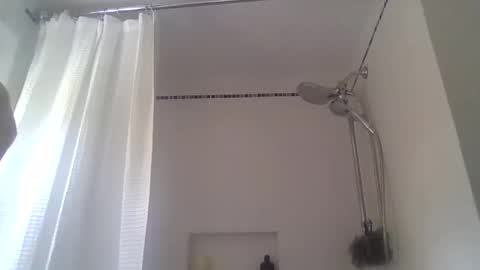 Snapshot of ilikeyou5847 chatting on October 19, 4:40 pm ilikeyou5847 online show from October 19, 4:40 pm