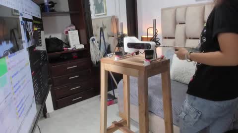 Snapshot of iliy_ chatting on December 17, 10:55 am ILY   online show from December 17, 10:55 am