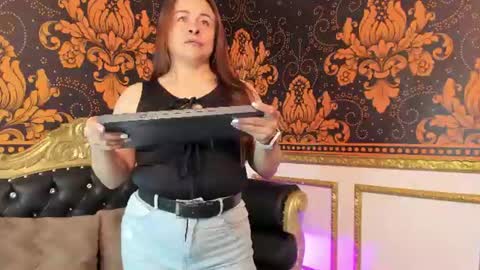 Snapshot of iliy_pervertedx chatting on July 28, 11:39 am LILY online show from July 28, 11:39 am