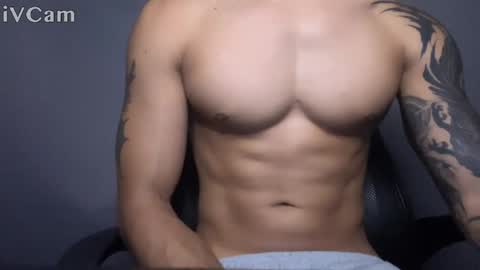 Snapshot of ille_tenebris chatting on April 10, 7:24 am Tian online show from April 10, 7:24 am