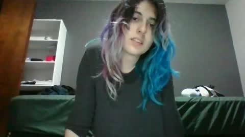 Lilly online show from April 9, 2:33 am