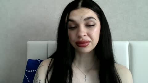 Snapshot of illonax chatting on July 4, 12:22 pm Ilona online show from July 4, 12:22 pm