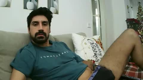 ilmangj90 online show from December 15, 9:02 am