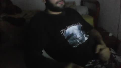 Snapshot of ilmorro427 chatting on June 12, 4:33 am ilmorro427 online show from June 12, 4:33 am