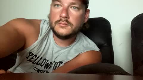Snapshot of ilovefishing4 chatting on July 21, 2:47 am ilovefishing4 online show from July 21, 2:47 am