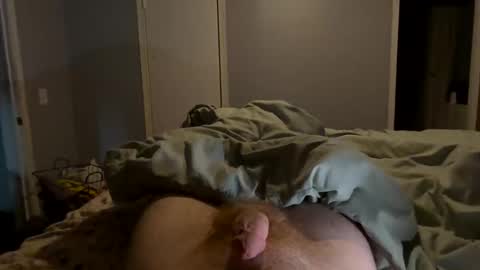 Snapshot of ilovemilfs2424 chatting on June 9, 2:12 am Matthew online show from June 9, 2:12 am