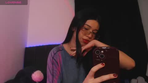 Ily Bea online show from January 21, 1:50 am