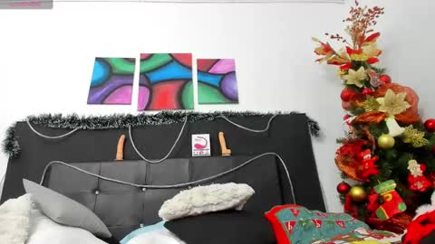 Snapshot of im_angels7 chatting on December 21, 7:16 pm Angela online show from December 21, 7:16 pm