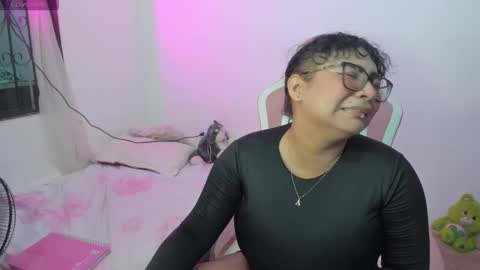 Snapshot of im_angels7 chatting on September 26, 2:04 am Angela online show from September 26, 2:04 am