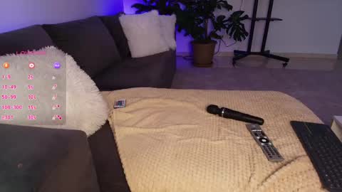 Eli  online show from April 21, 8:55 pm