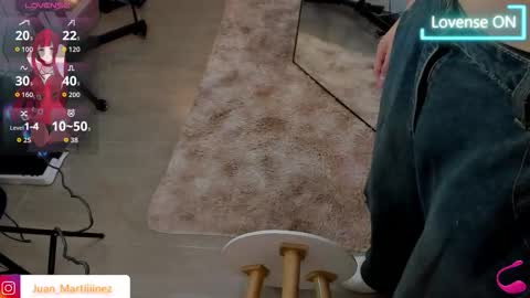 Snapshot of im_juaniito chatting on October 13, 2:44 am  40 OFF TODAY online show from October 13, 2:44 am