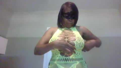 weet exy Cougar online show from May 17, 12:12 pm