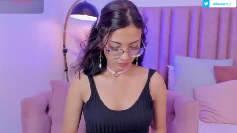 Snapshot of im_lily_ chatting on June 5, 1:39 pm Lilyy online show from June 5, 1:39 pm