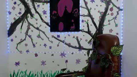 IM  May online show from February 16, 7:43 pm