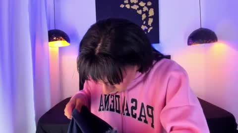 Snapshot of im_shannon_44 chatting on February 11, 7:16 pm im_shannon_44 online show from February 11, 7:16 pm