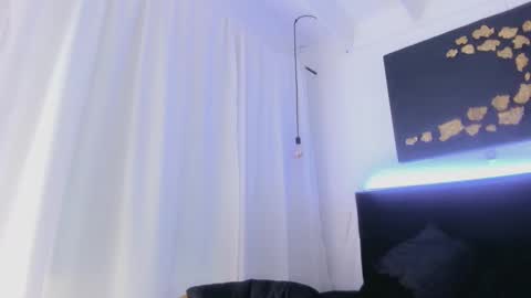 Snapshot of im_shannon_44 chatting on March 8, 1:50 am im_shannon_44 online show from March 8, 1:50 am