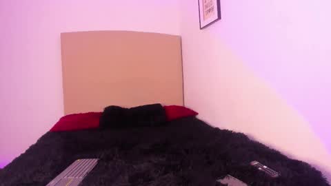 Snapshot of im_tiffany_ chatting on February 18, 4:08 am im tiffany online show from February 18, 4:08 am