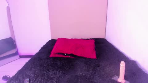 Snapshot of im_tiffany_ chatting on February 20, 6:26 am im tiffany online show from February 20, 6:26 am