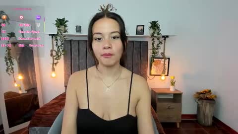 im_tulipan online show from February 3, 7:52 pm