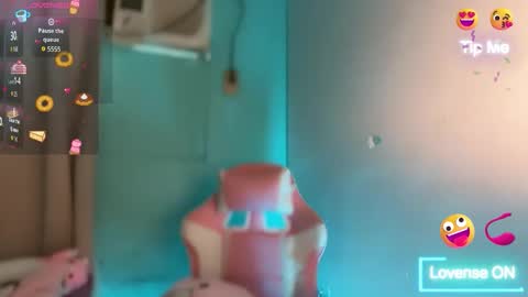 Ms. M online show from March 9, 6:28 am