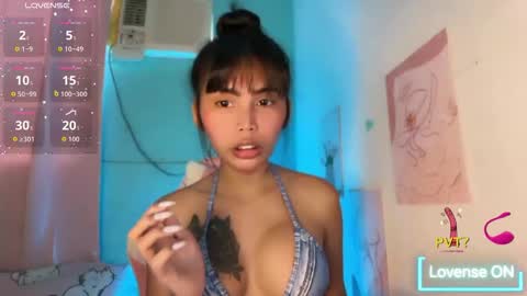 Ms. M online show from June 3, 10:59 pm