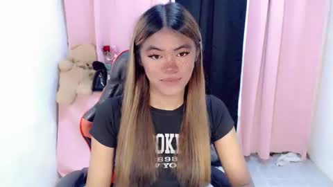 Snapshot of im_yourfairyannaxx chatting on April 20, 10:22 pm im_yourfairyannaxx online show from April 20, 10:22 pm