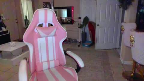 Snapshot of iman_love chatting on October 23, 6:50 pm iman_love online show from October 23, 6:50 pm