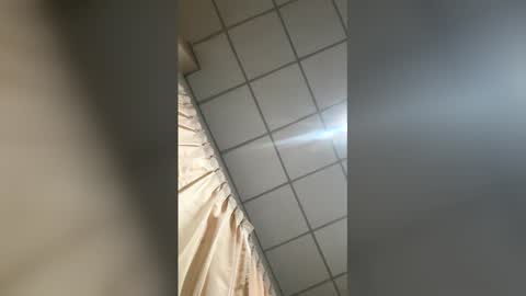 Snapshot of imanizuri chatting on February 28, 9:54 am imanizuri online show from February 28, 9:54 am