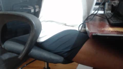 Snapshot of imanlolo789__ chatting on December 25, 8:18 am Imanlolo789   formerly known as Slimrodxxx  independent model online show from December 25, 8:18 am