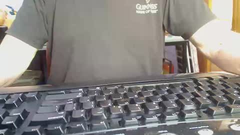 Snapshot of imaussiechris chatting on January 12, 11:47 pm Aussie Guy online show from January 12, 11:47 pm