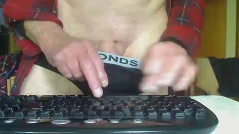 Aussie Guy online show from November 6, 12:33 am