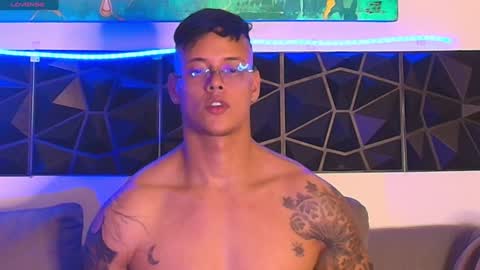 Snapshot of imconor chatting on January 10, 2:35 am imconor online show from January 10, 2:35 am